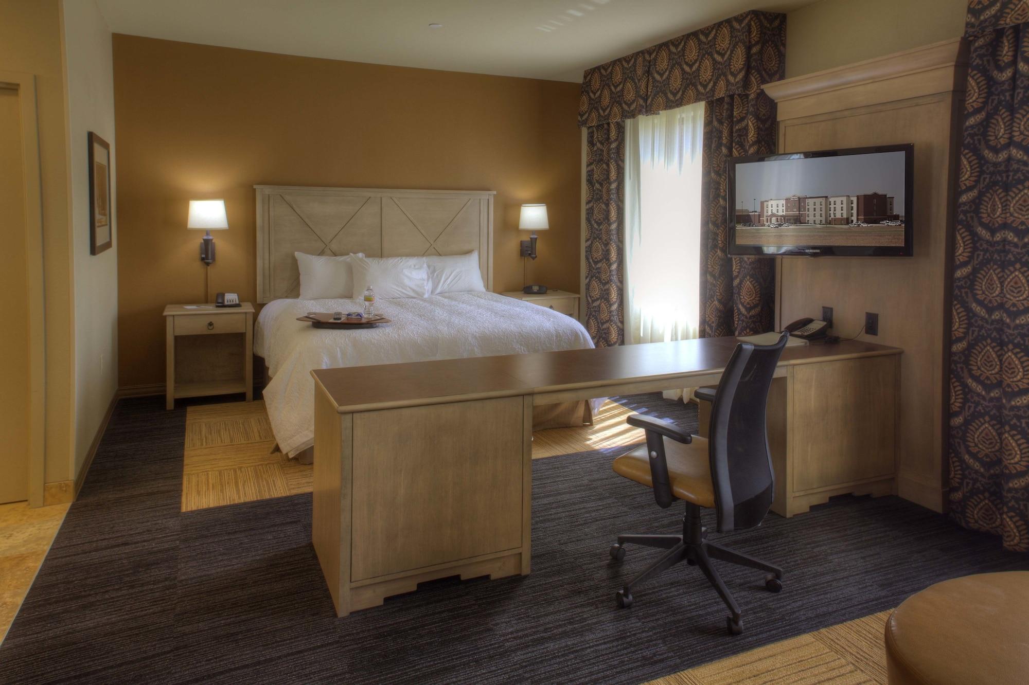 Hampton Inn & Suites Dodge City Boot Hill Casino Zewnętrze zdjęcie
